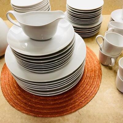 Lot 368 MCM White dishes No Maker Marks