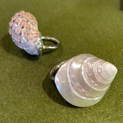 Lot 372 Group Items Shell Napkin Rings Salt & Pepper Shakers Grinder 