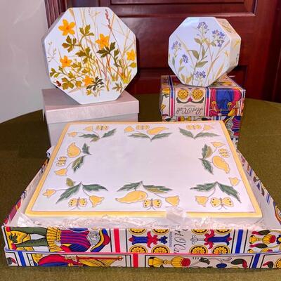 Lot 383 NEW! Italian Ceramic Hot Plate Pad + 2 Cookie Tins Denmark Purchased at Ports O' Call