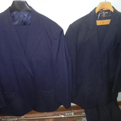 LOT 172 MENS SUITS AND JACKETS