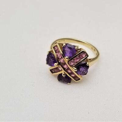 Lot #84  Beautiful 14kt gold and Amethyst Ring - Size 6