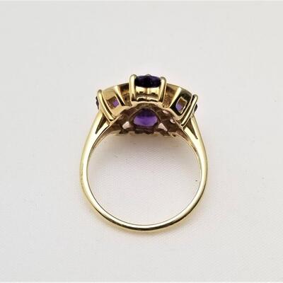 Lot #84  Beautiful 14kt gold and Amethyst Ring - Size 6