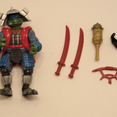Vintage TMNT Playmate Toys 1993 Movie III Samurai Leo Action Figure