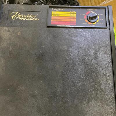 Food dehydrator never used