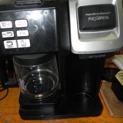 LOT 121 SMOOTHIE BLENDER-SLOW COOKER-COFFEE MAKER
