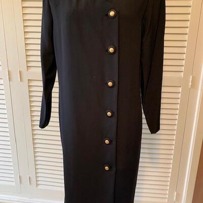 Lot 388  Vintage Black Front Button Dress Size Medium Should Pads No Label 