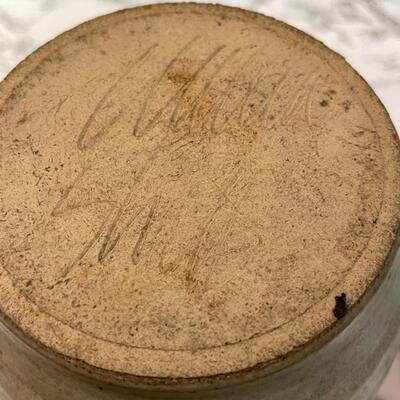 Lot 404 Group 3 pcs Studio Pottery Artist Signed