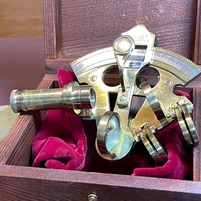 Lot 418 Anchor Bookends & Stanley London Miniature Sextant for Navigation 