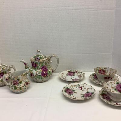 E1230 Vintage Porcelain Floral Tea Set 9 Pieces 