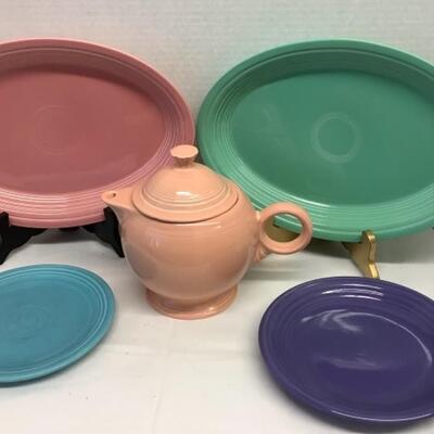 E1232 Vintage Fiesta Ware Tea Pot Oval Platters and Salad Plate