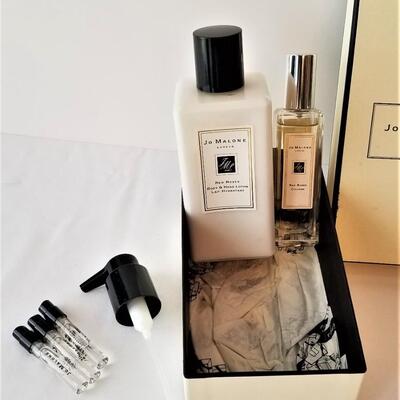 Lot #106  Jo Malone Red Roses Gift Set - New in Box
