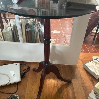 Pair of matching tables with one lamp