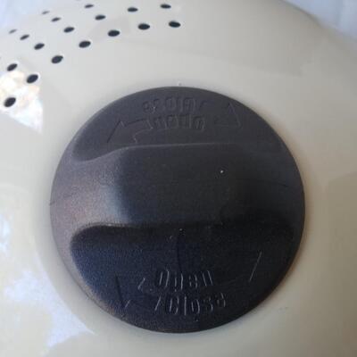 Small white enamel pot/strainer