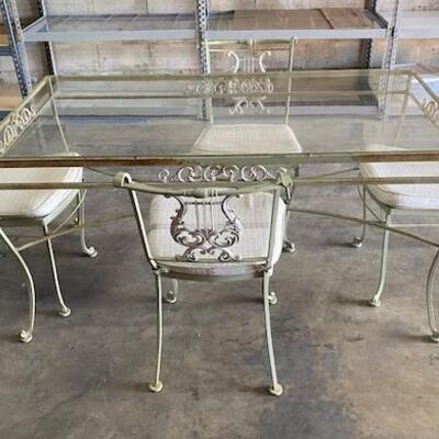 LOT#B1: Mid-century 5-piece Russell Woodard Table and Chairs