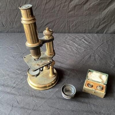 LOT#L12: Antique Maison de Chevallier Microscope and Accessories