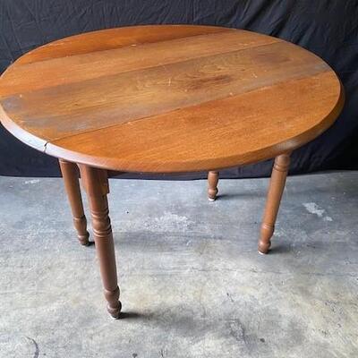 LOT#33: Antique Oak Drop Leaf Table