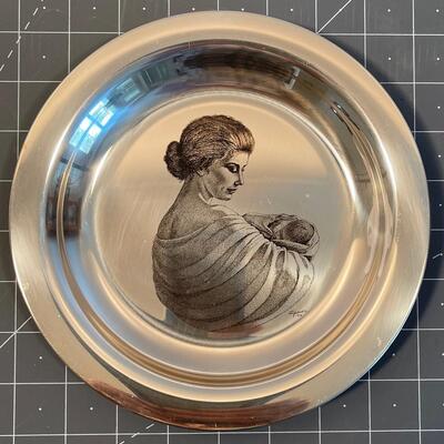 #638 Solid Sterling Silver Franklin Mint Plate Mothers Day 1972