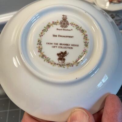 #648 BRAMBLY: Jam, Tea Cup, Saucer, Sugar with lid