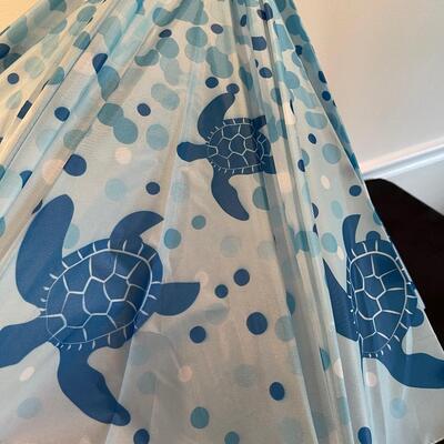 #669 Like New Sea Turtle Umbrella