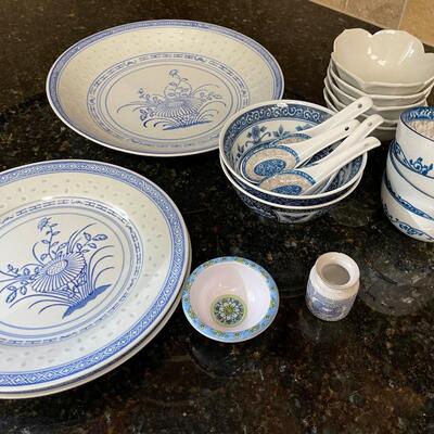#671 Asian Diner Ware Mixed set Blue &White