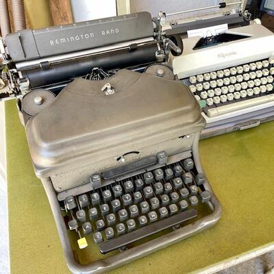 Lot 432 Vintage Typewriters 2 Olympia Deluxe in Case + Remington Rand.