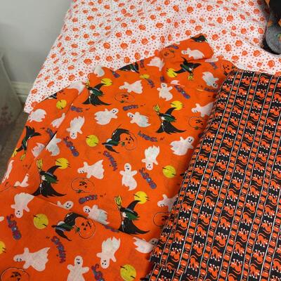 #769B Halloween Fabrics (5) Patterns 1-2 yards Each