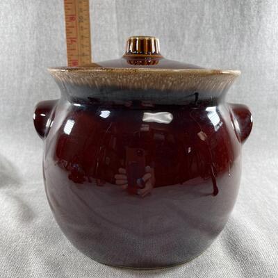 VINTAGE HULL BAKED BEAN POT WITH LID, BROWN DRIP GLAZE