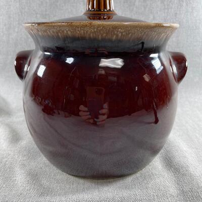 VINTAGE HULL BAKED BEAN POT WITH LID, BROWN DRIP GLAZE