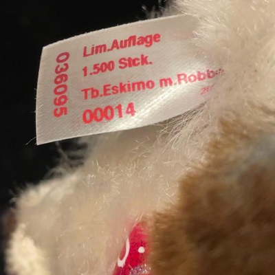Teddy bear Eskimo with seal
