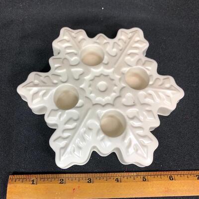Hallmark Snowflake candle base for four candles