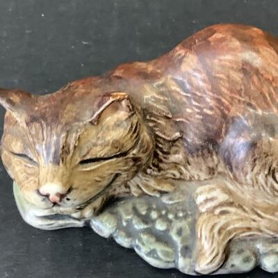 C2191 Beswick Alice Series Cheshire Cat Figurine