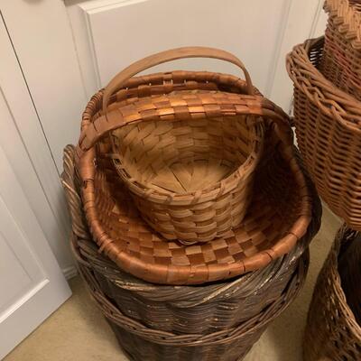 Lot 458  Group of Large Baskets Hampers 
