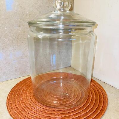 Lot 463  Vintage Clear Glass Cookie Jar w/Lid Commercial Size 