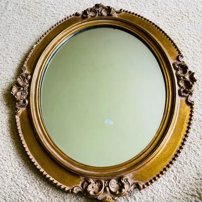 Lot 468  Oval Mirror Gold Painted Wooden Frame