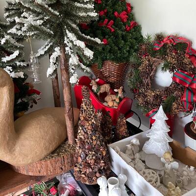 BB 476  Large Lot of Christmas Decor Shiny Brite