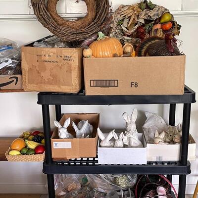BB 477  Collection of Fall Decor Rabbits