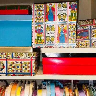 BB 488  Vintage Gift Wrap Closet Department Store Boxes Ribbon Wrapping Paper