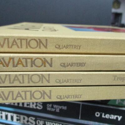 Lot 22 - Aircraft & Flight Books - Aviation Quarterly