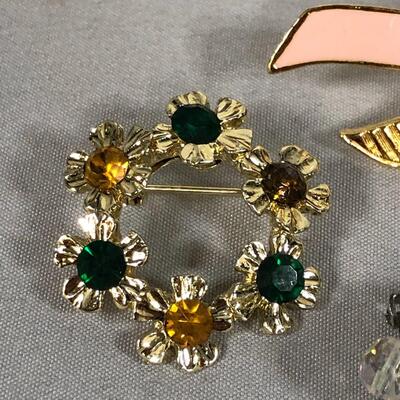 Lot 19 - Mixed Lot of Jewelry
