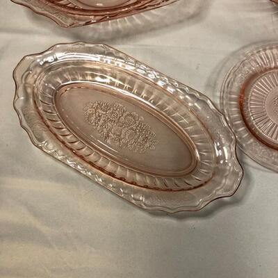 Lot 44 - Anchor Hocking Mayfair Dishes