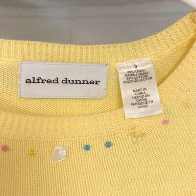 Lot 67 - Alfred Dunner Short Sleeve Sweater