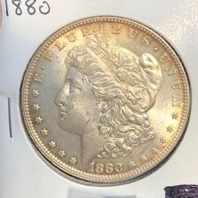 Lot 121 - 1880 Morgan Silver Dollar