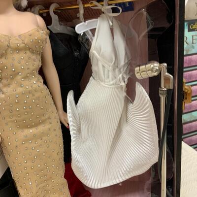 Marilyn Monroe Vinyl Dolls with Trunk