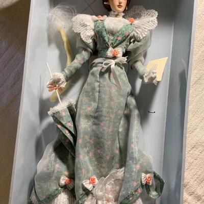 Rare Franklinâ€™ Mint Lily Gibson Girl
