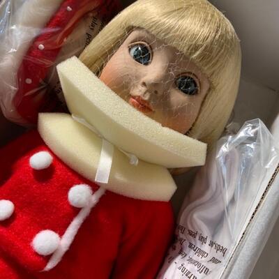 Tonner Doll Company - Queen of Christmas