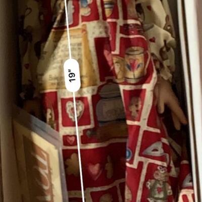 Tonner Doll Company - Baking Gingerbread