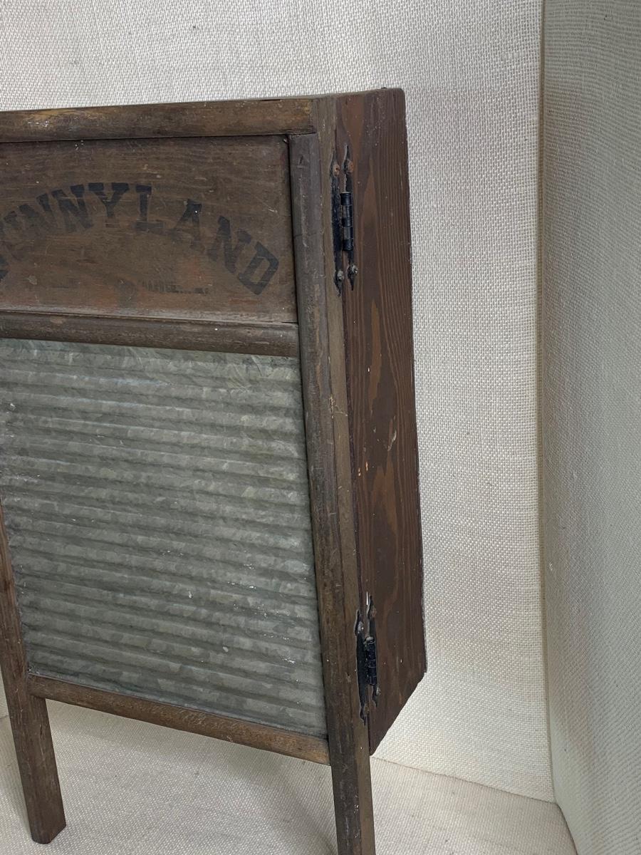 Repurposed Sunnyland Vintage Washboard
