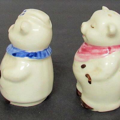 Shawnee Pottery Winnie the Lady Pig and Smily the Guy Pig Salt and Pepper Set