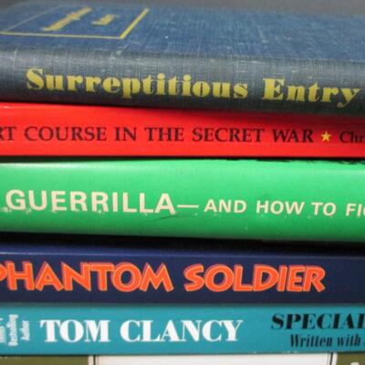 Lot 48 - Military Books - Tom Clancy - Field Manual - CIA