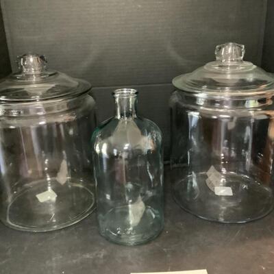 224. Two Large Anchor Hocking Glass Jars with Lids / 2.75Liter Jug 